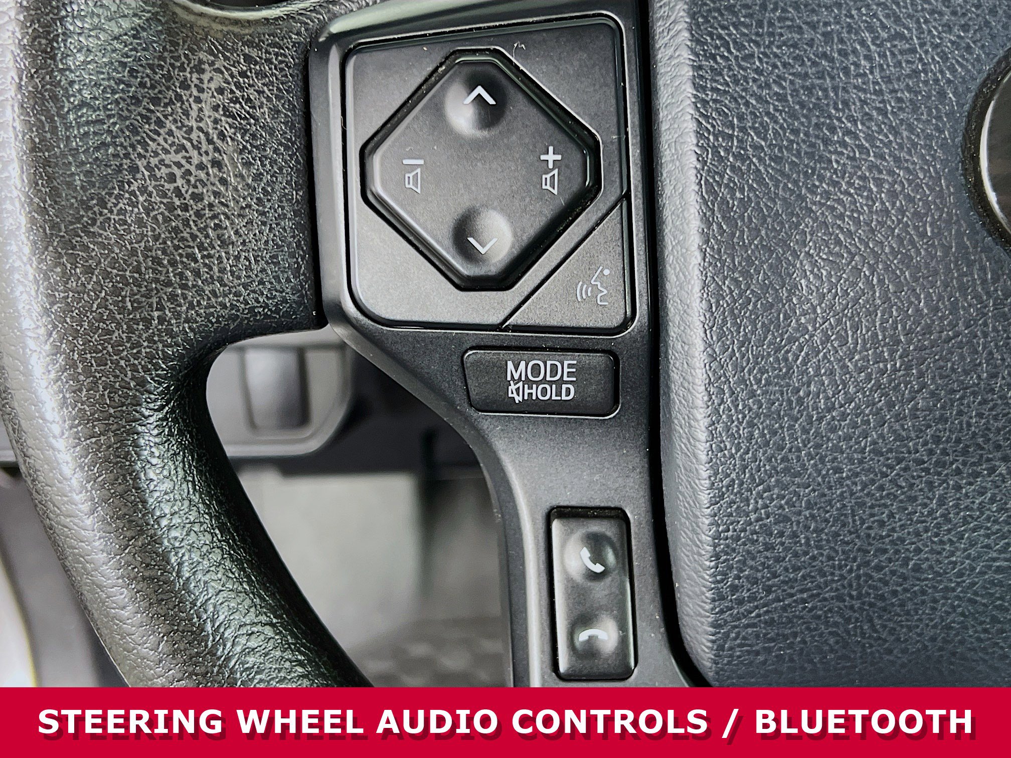 Used 2016 Toyota Tacoma SR w/ SR Convenience Package image 13