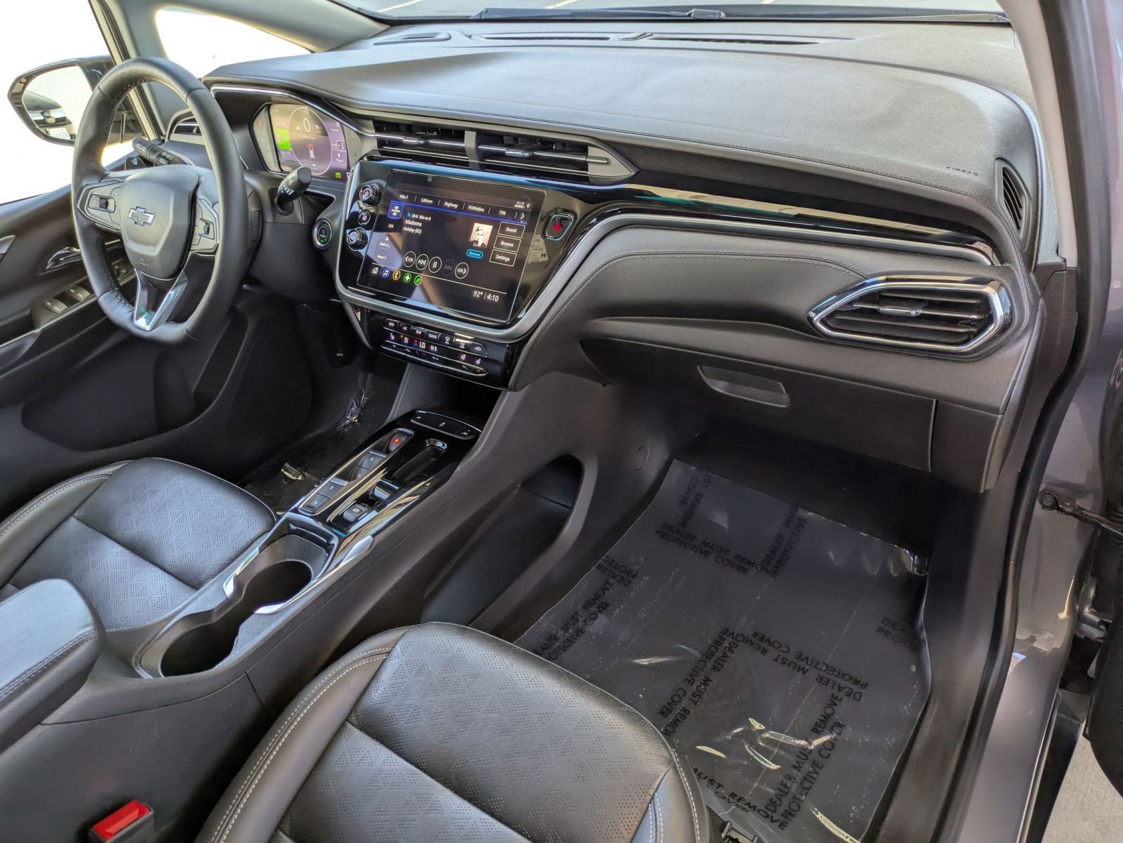 Used 2023 Chevrolet Bolt LT FWD image 28