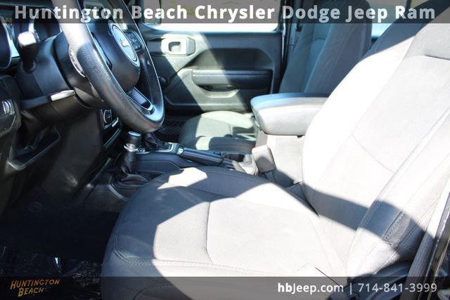 Used 2023 Jeep Wrangler Sport AWD/4WD image 29