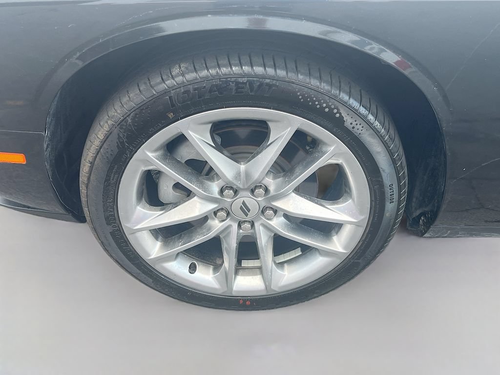 Used 2022 Dodge Challenger GT AWD/4WD image 30