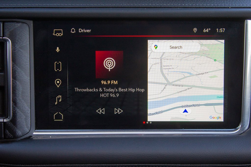 Used 2023 GMC Yukon Denali w/ Denali Reserve Package image 16