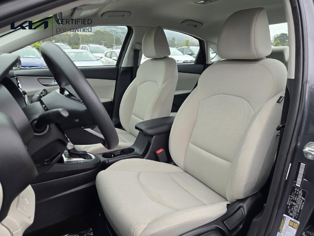 Certified 2023 Kia Forte LXS w/ LXS Technology Package FWD image 15