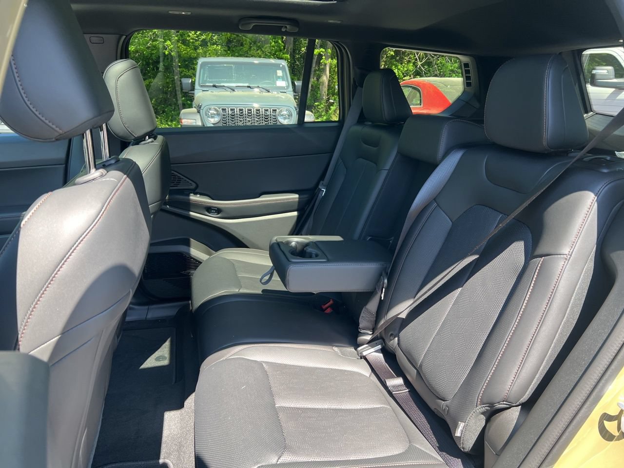 New 2026 Jeep Cherokee Overland w/ Advanced Pro Tech Group AWD/4WD image 20