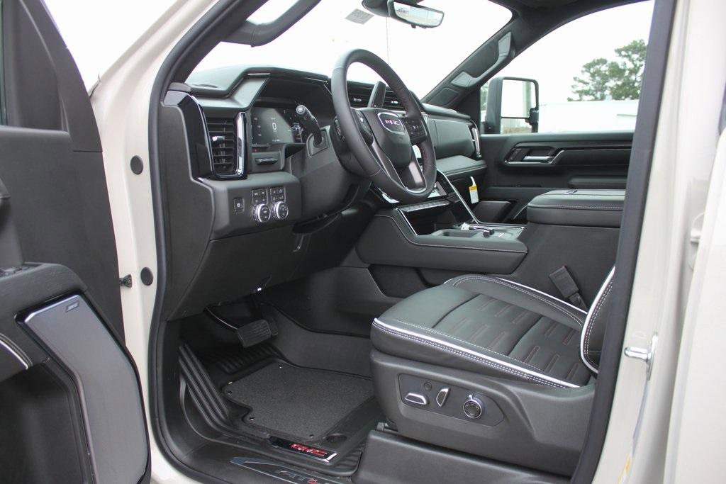 New 2026 GMC Sierra 2500 AT4X image 11