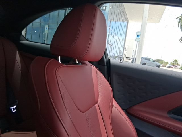 Used 2025 BMW M240i Coupe w/ Premium Package RWD image 21