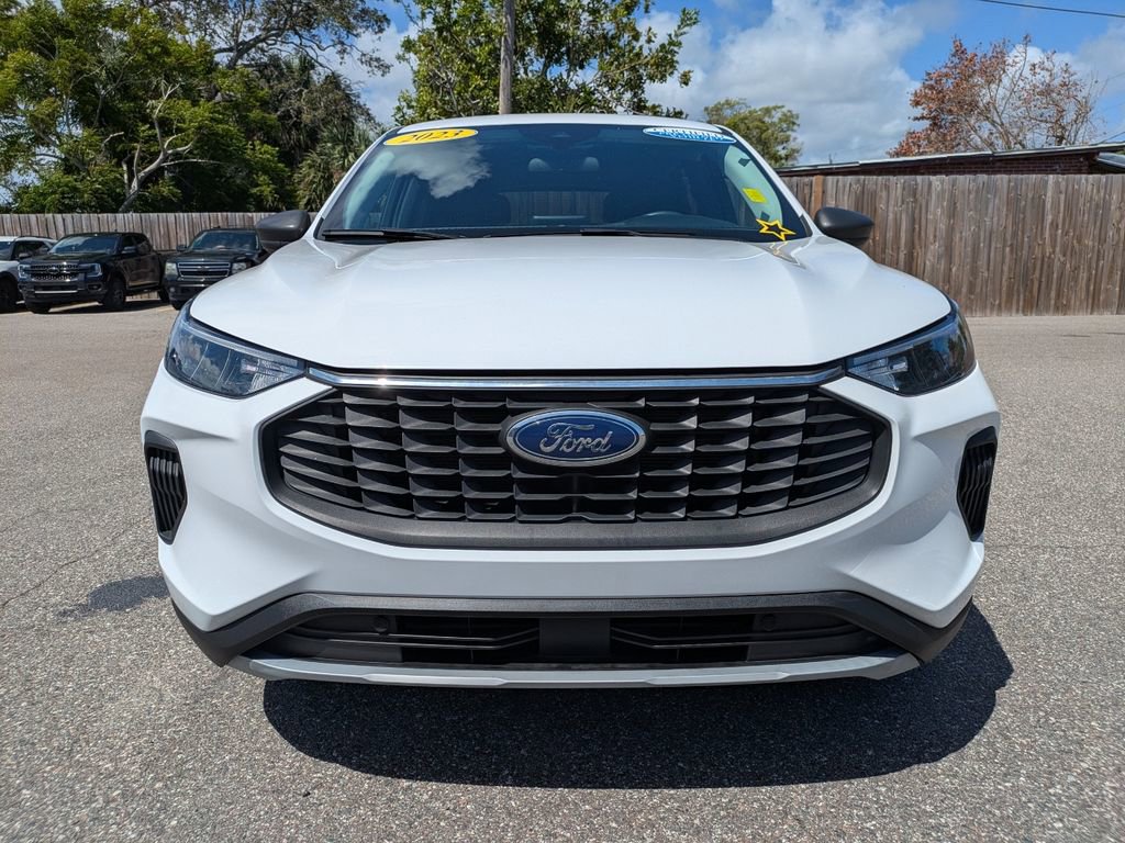 Certified 2023 Ford Escape Active w/ Cold Weather Package image 2