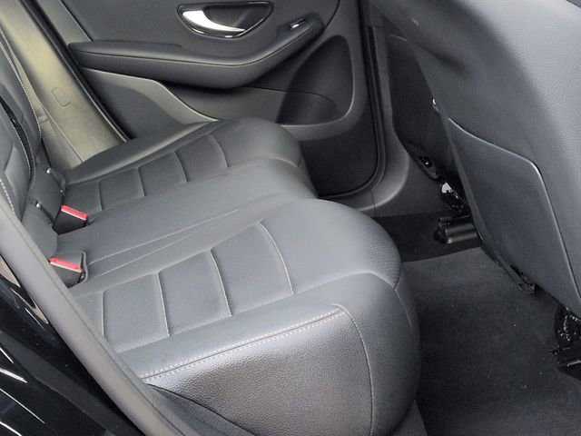 Used 2022 Mercedes-Benz GLC 300 4MATIC image 27