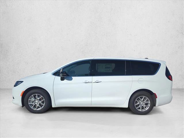 New 2026 Chrysler Voyager LX FWD image 5