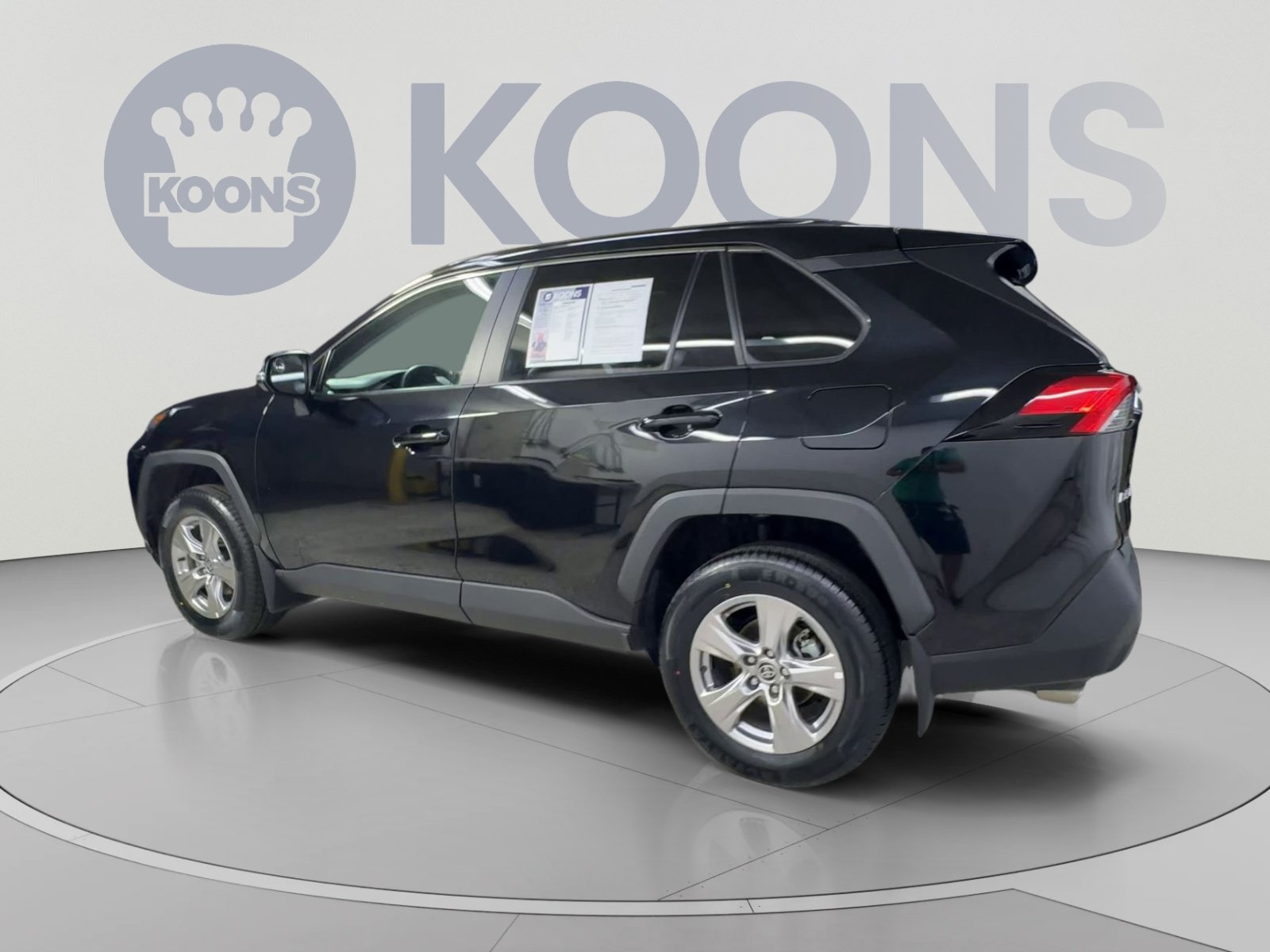 Used 2023 Toyota RAV4 XLE w/ Convenience Package AWD/4WD image 8