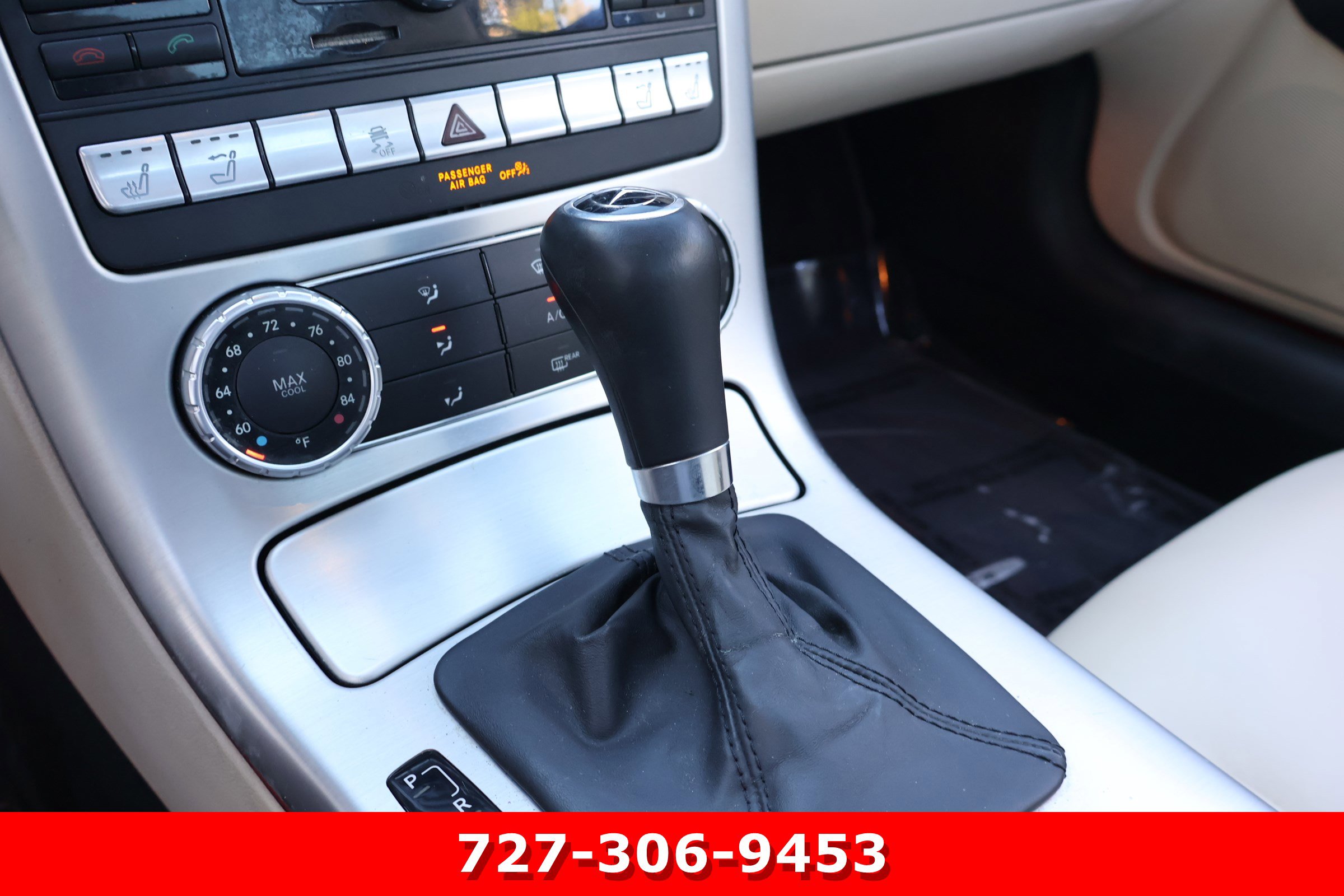 Used 2012 Mercedes-Benz SLK 350 image 24