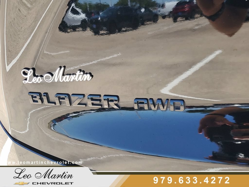 Used 2025 Chevrolet Blazer RS AWD/4WD image 5