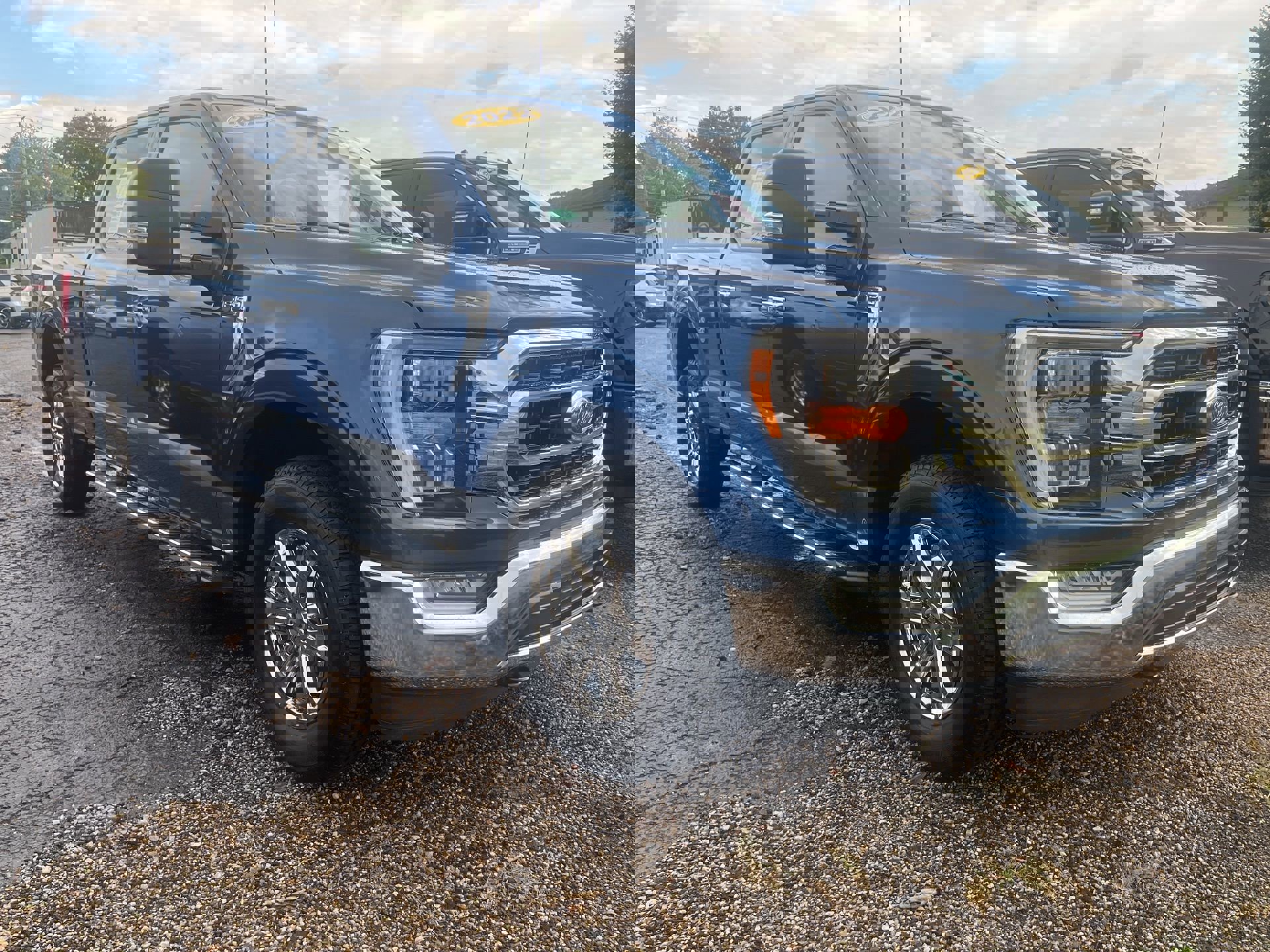 Used 2022 Ford F150 XLT w/ Equipment Group 302A High image 4
