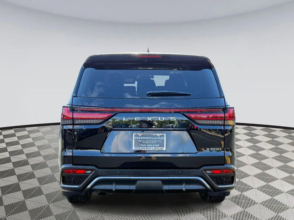 Used 2023 Lexus LX 600 F Sport w/ Accessory Package (Z1) AWD/4WD image 3