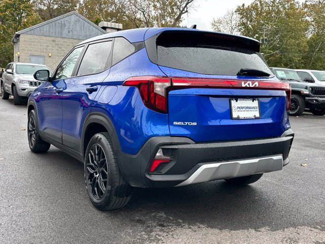 Used 2024 Kia Seltos LX AWD/4WD image 25