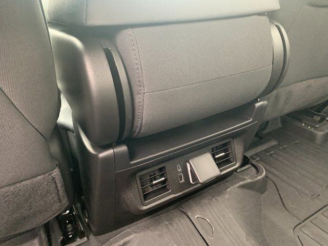 New 2026 GMC Sierra 1500 Elevation image 14