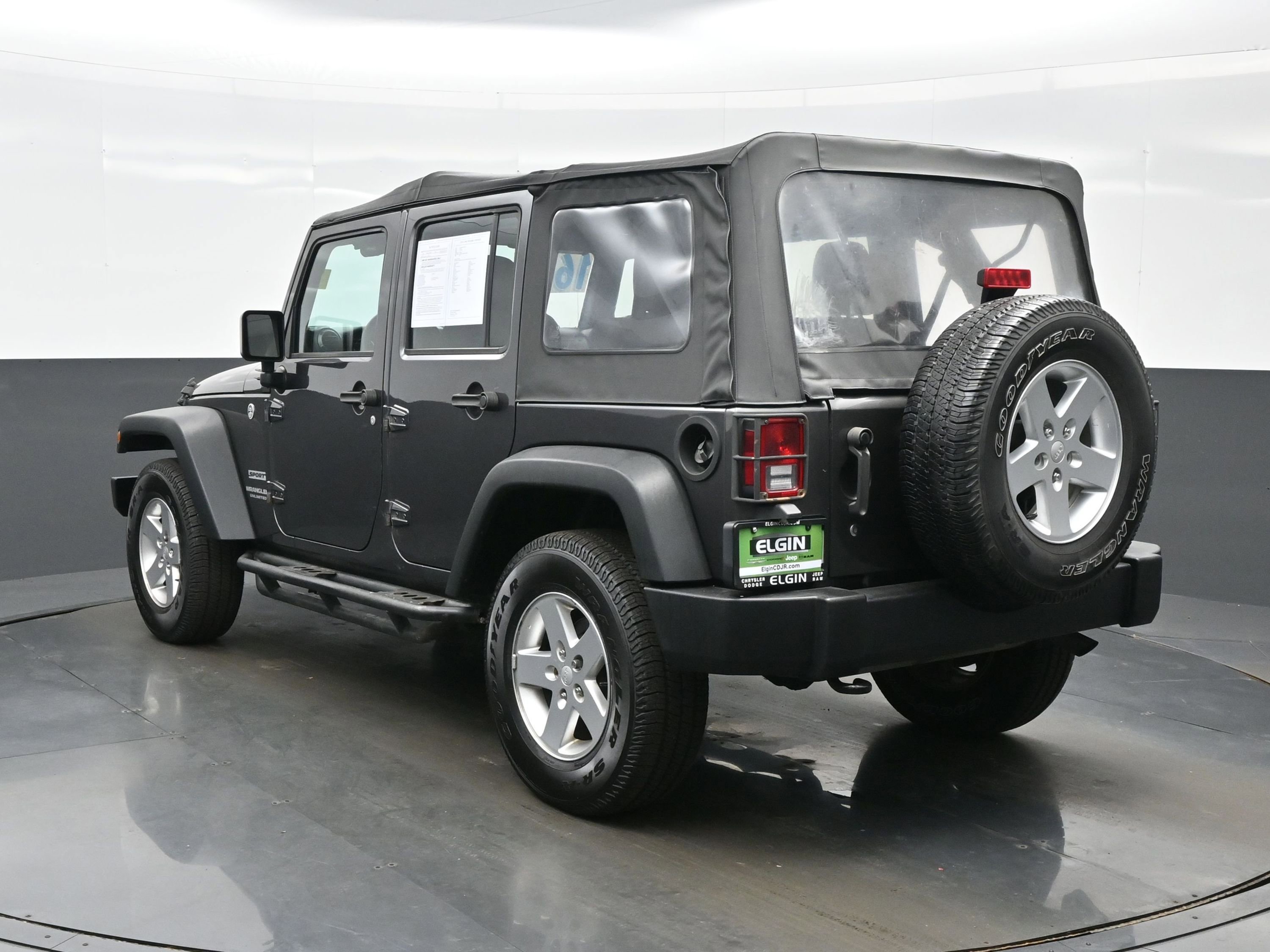 Used 2016 Jeep Wrangler Unlimited Sport AWD/4WD image 4