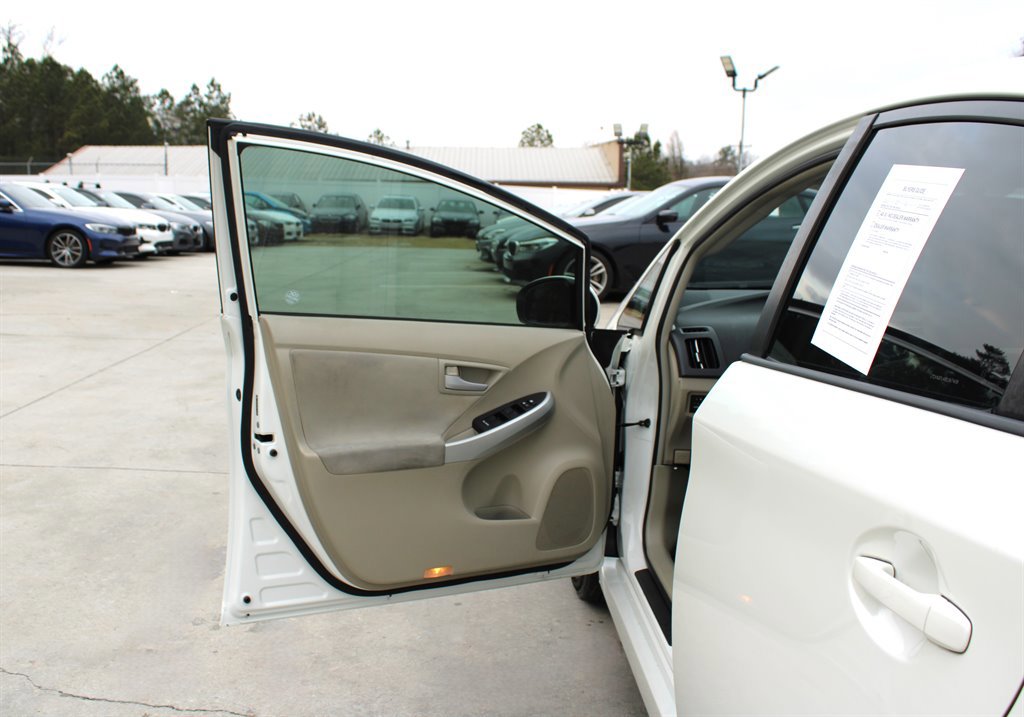 Used 2011 Toyota Prius Five image 26