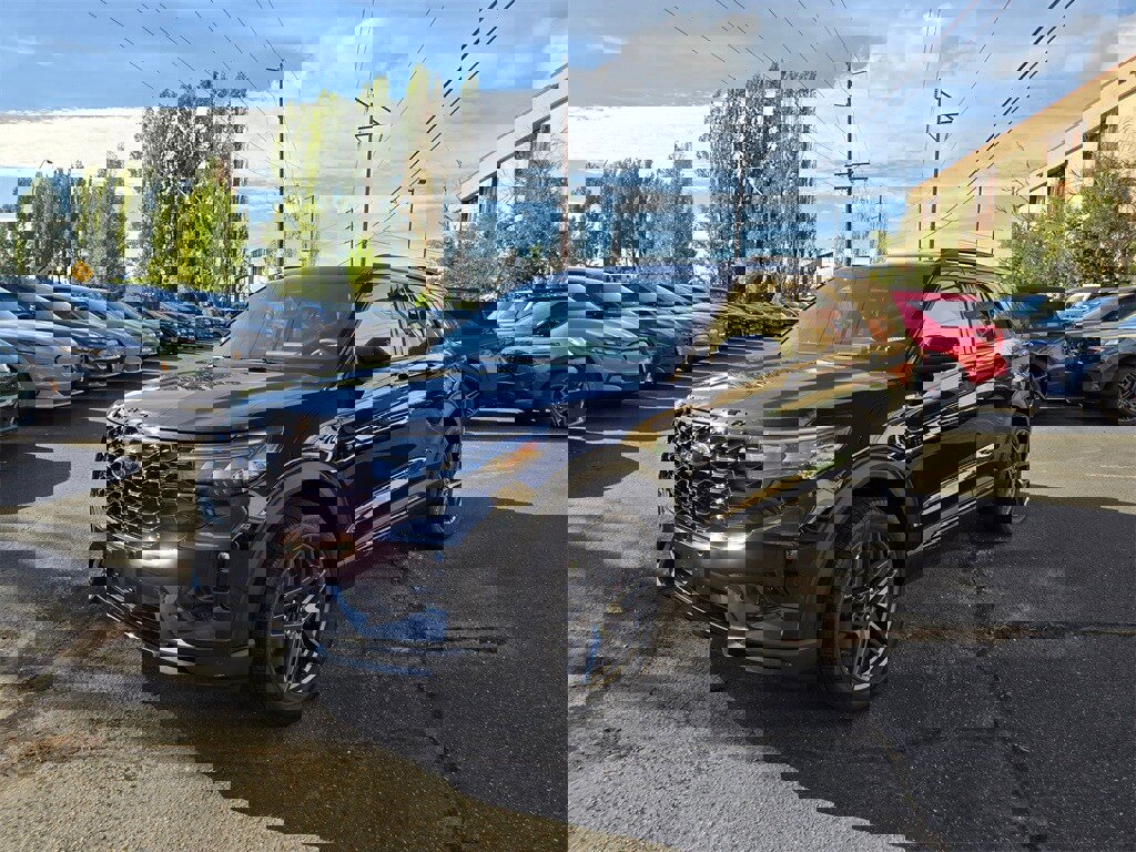 New 2025 Ford Explorer ST-Line