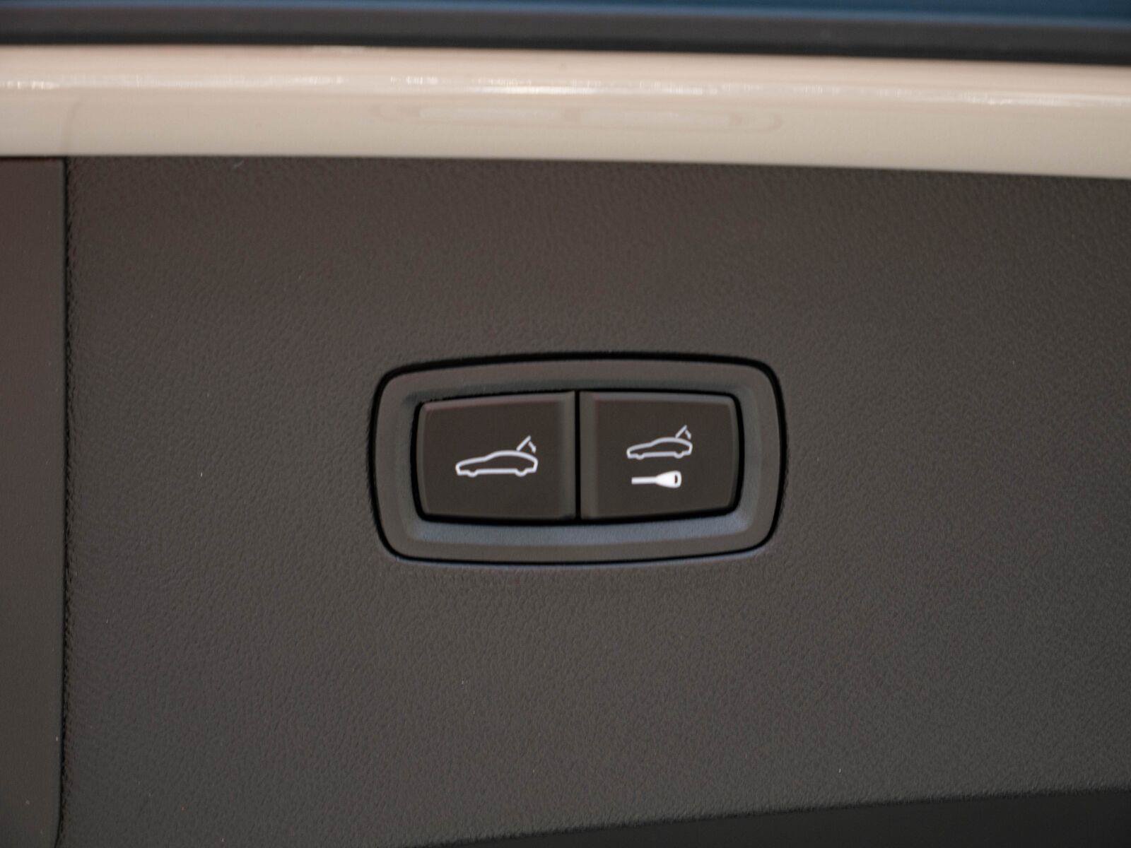Certified 2026 Porsche Cayenne GTS AWD/4WD image 33
