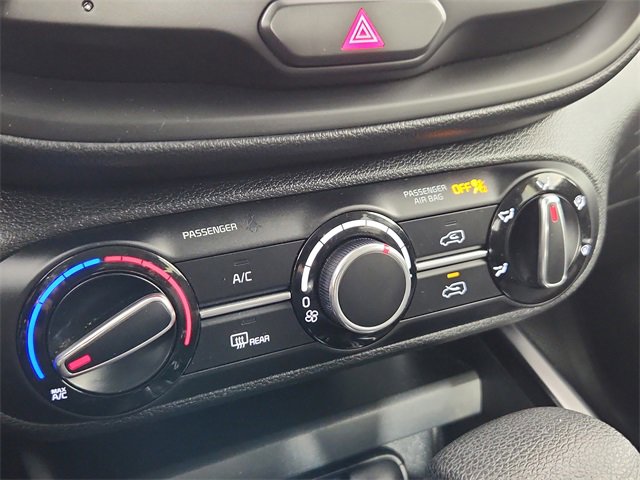 Used 2023 Kia Soul LX w/ LX Technology Package image 21