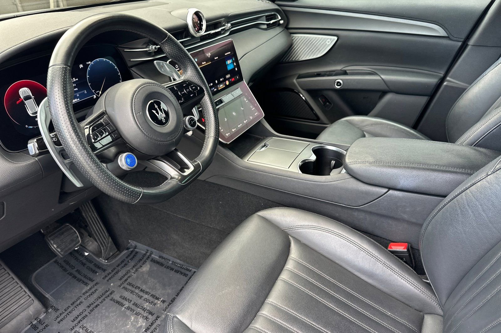 Used 2024 Maserati Grecale GT image 11