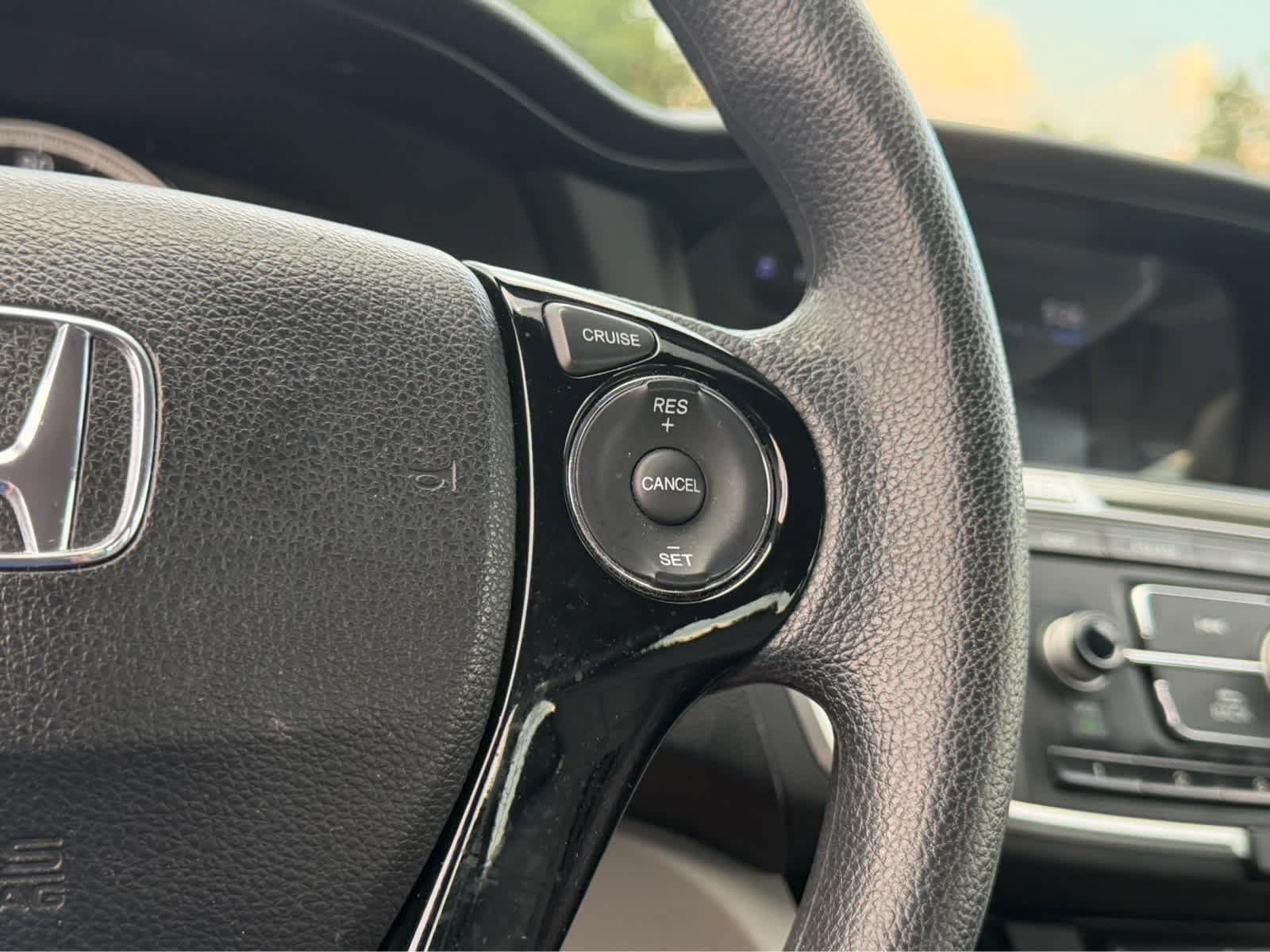 Used 2016 Honda Accord LX image 25