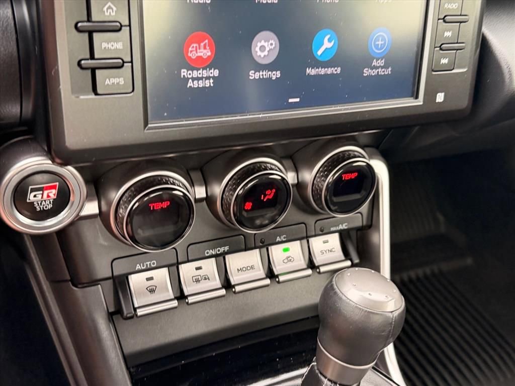 Used 2022 Toyota GR86 Premium RWD image 21