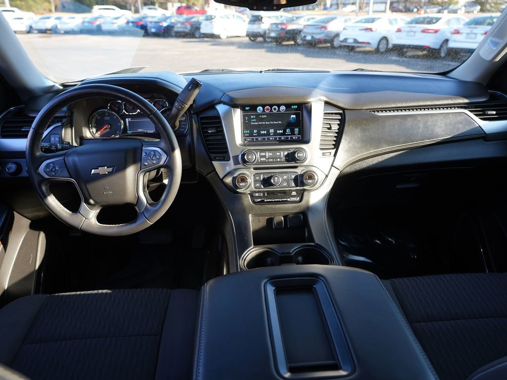 Used 2016 Chevrolet Suburban LS image 25