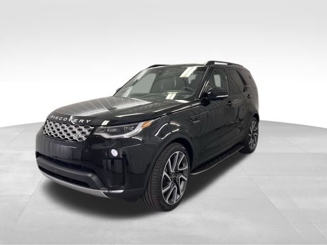 New 2025 Land Rover Discovery S image 1