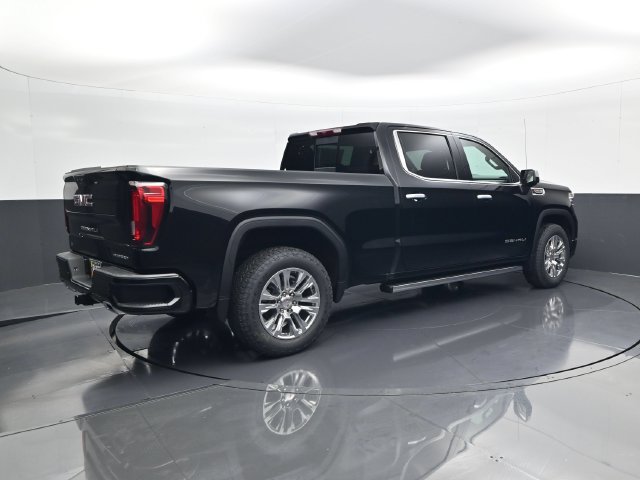 Used 2026 GMC Sierra 1500 Denali AWD/4WD image 5