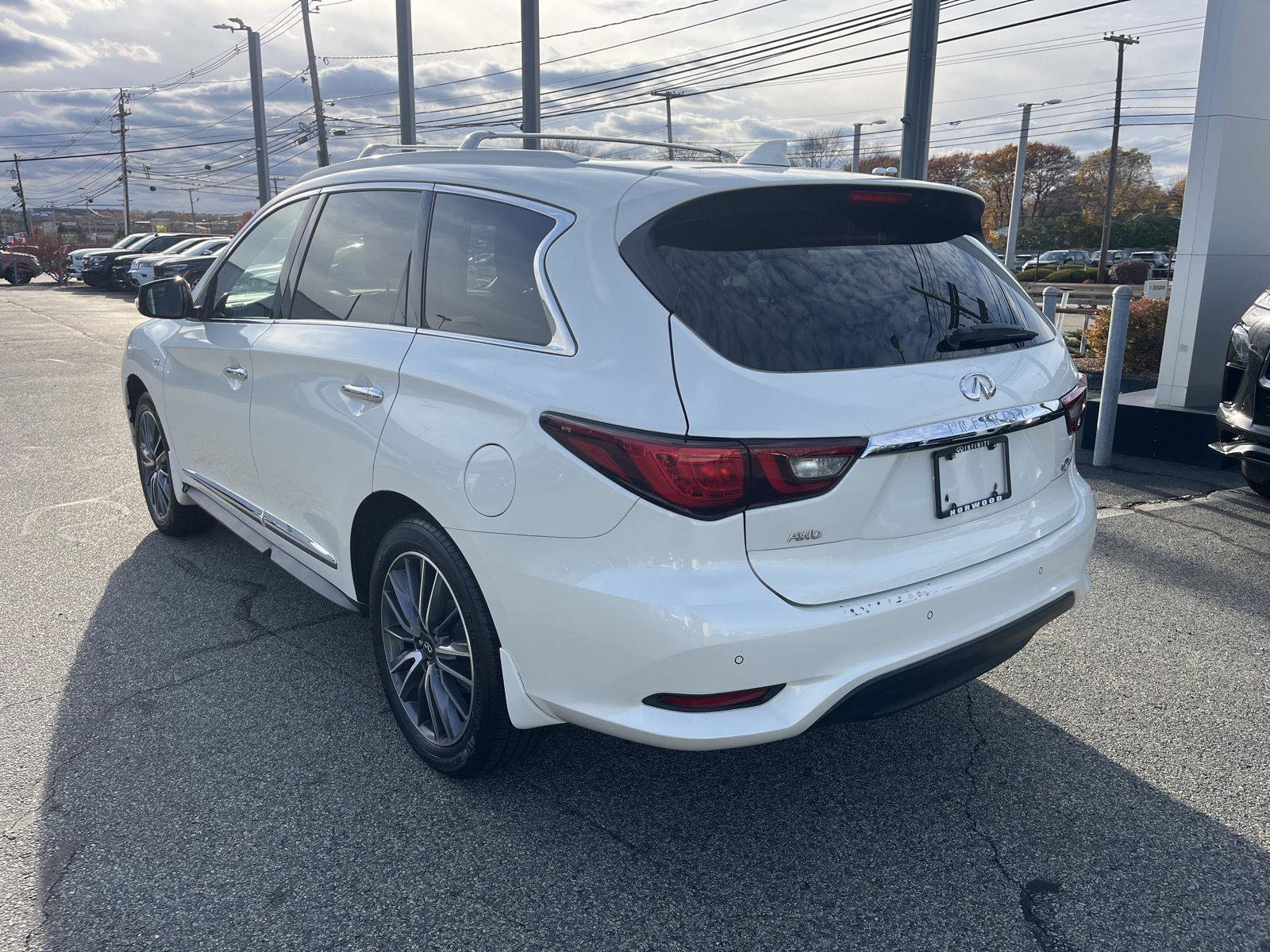 Used 2019 INFINITI QX60 Luxe w/ Sensory Package image 5