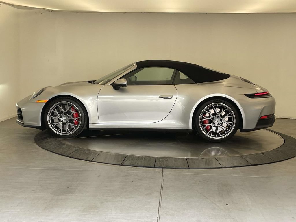Used 2026 Porsche 911 Carrera 4S AWD/4WD image 2