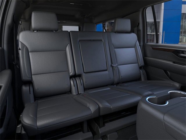 New 2026 Chevrolet Suburban LT image 17
