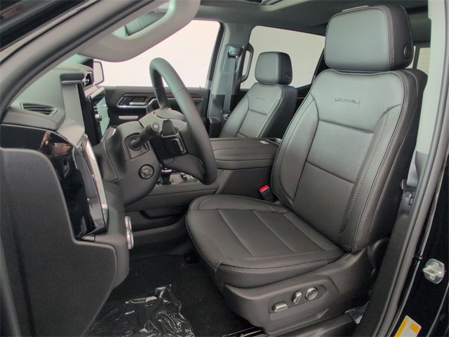 New 2026 GMC Sierra 1500 Denali w/ Denali Reserve Package image 5