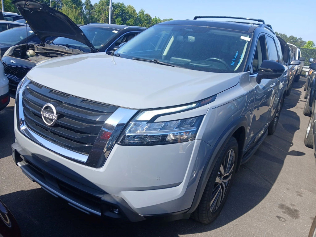 Used 2022 Nissan Pathfinder Platinum w/ Lighting Package (N93) AWD/4WD image 1