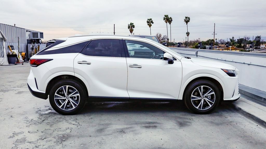 Used 2024 Lexus RX 350 350 w/ Technology Package image 13