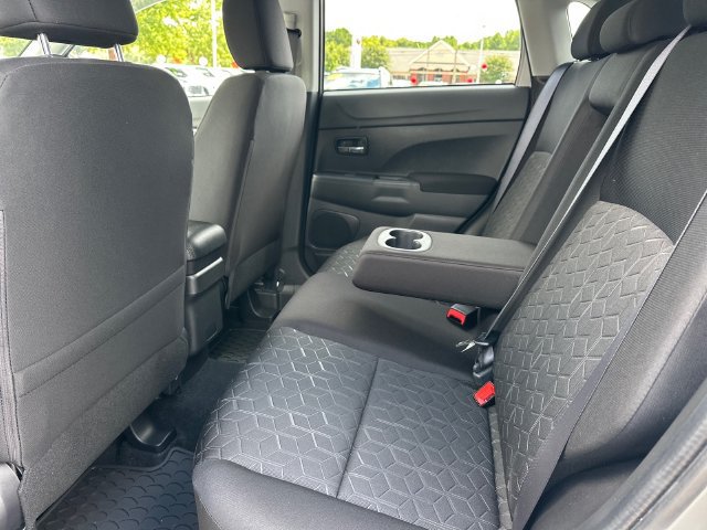 Used 2025 Mitsubishi Outlander Sport ES AWD/4WD image 15