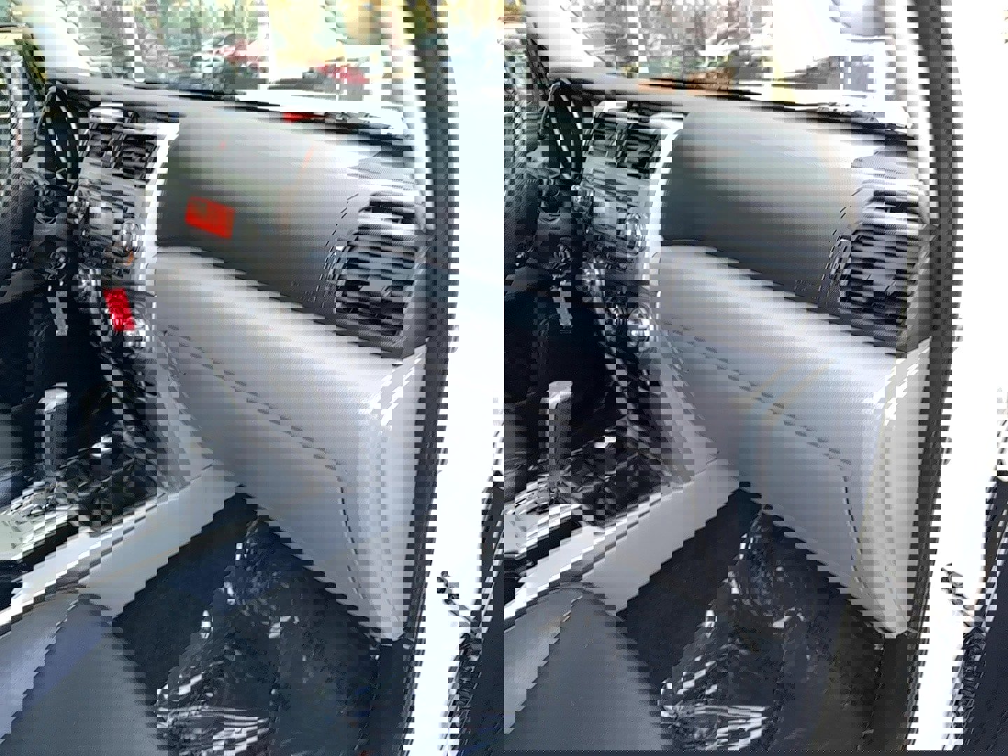 Used 2011 Toyota 4Runner SR5 image 21