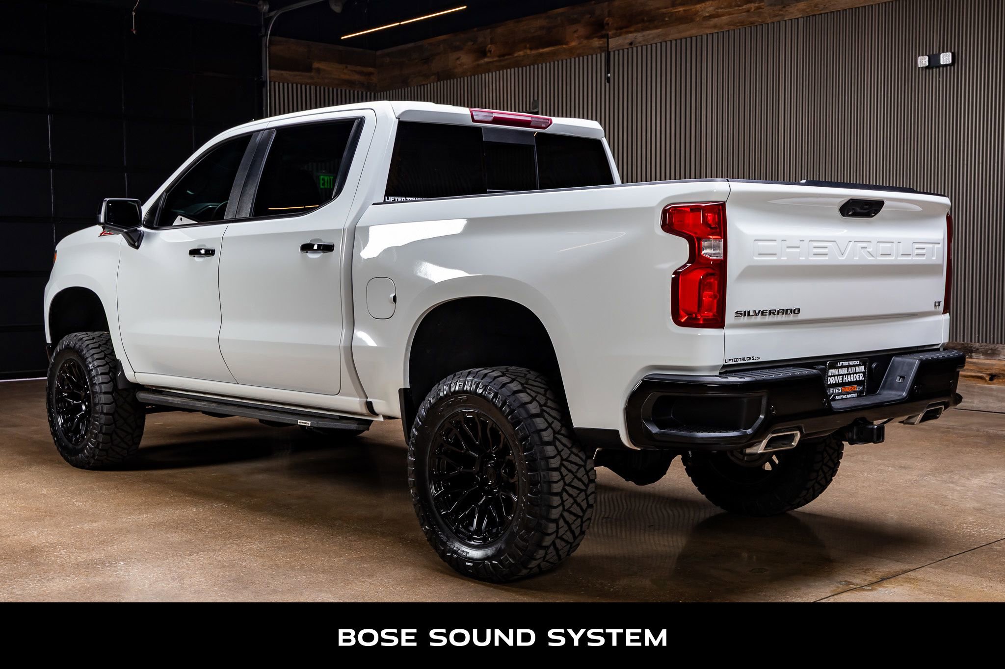 Used 2023 Chevrolet Silverado 1500 LT Trail Boss w/ LT Trail Boss Premium Package image 7