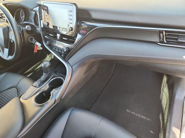 Used 2021 Toyota Camry SE FWD image 25