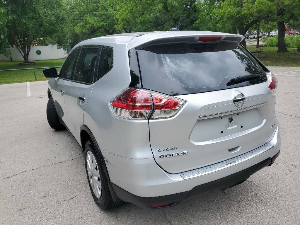 Used 2015 Nissan Rogue S AWD/4WD image 4