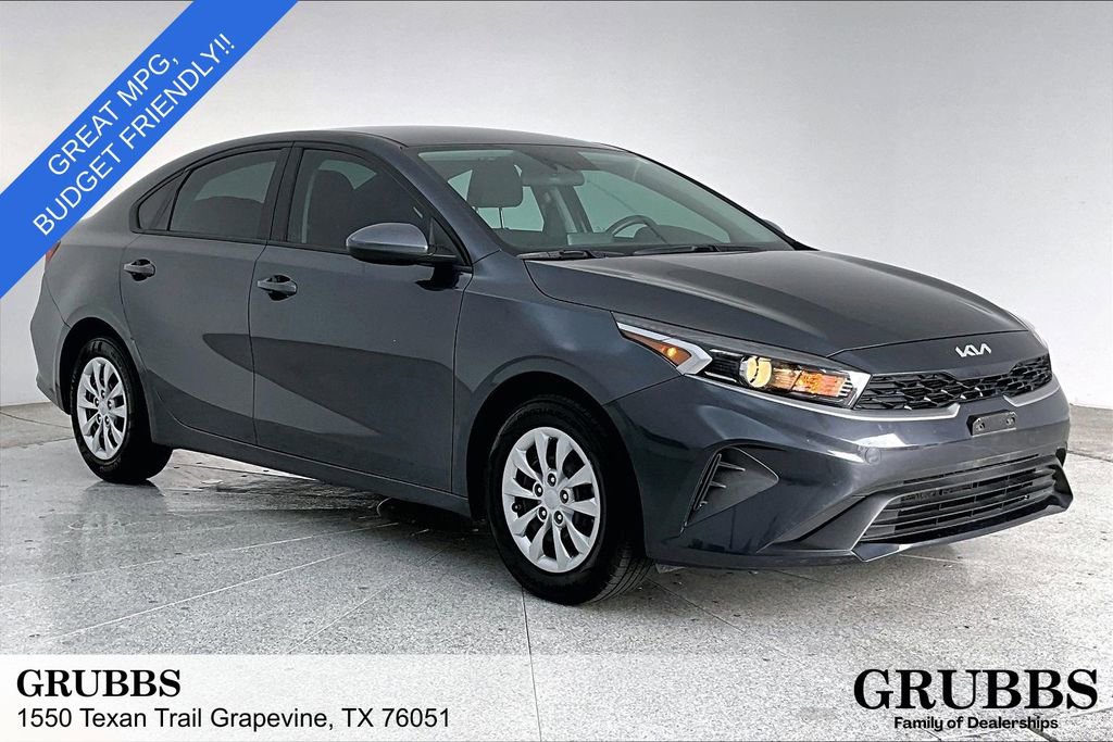 Used 2023 Kia Forte LX image 1