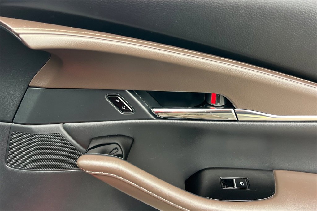 Certified 2022 MAZDA CX-30 AWD 2.5 S w/ Premium Package image 22