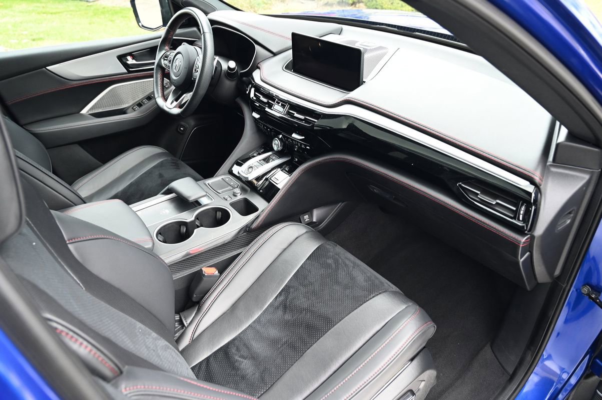 Used 2023 Acura MDX A-Spec image 45