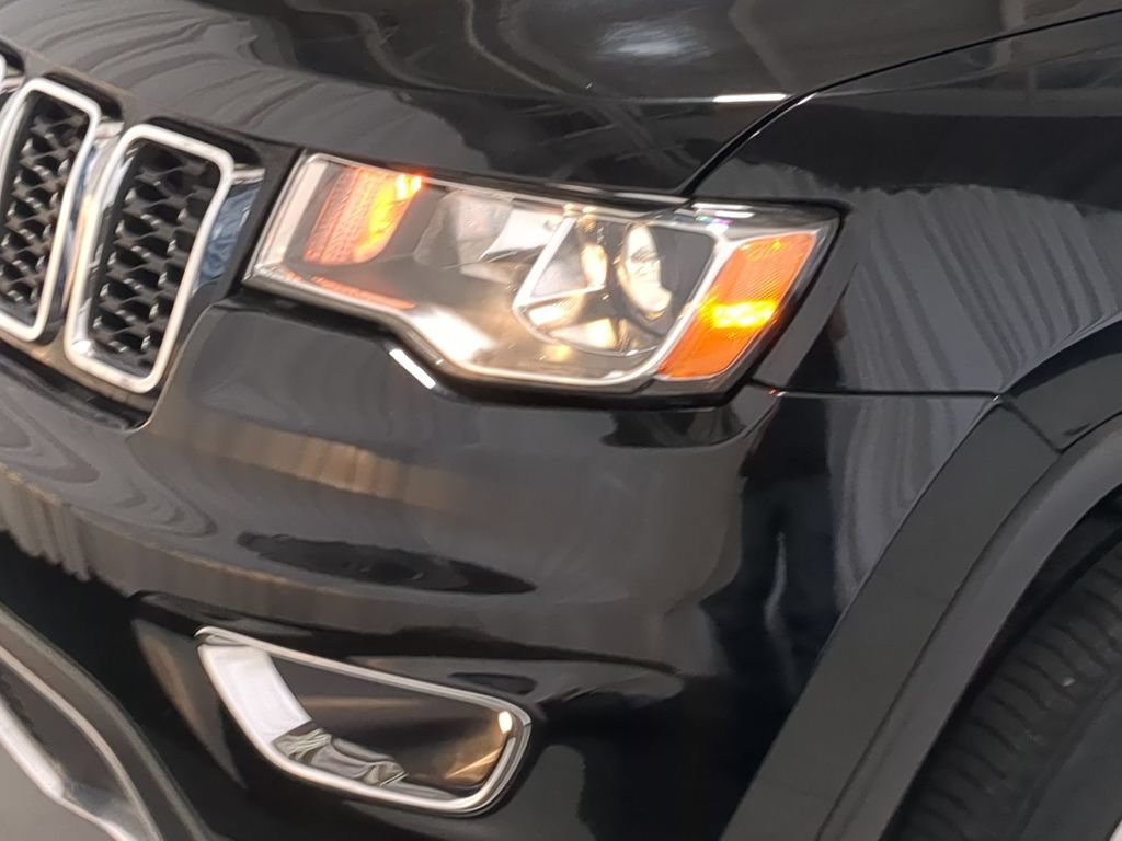 Used 2021 Jeep Grand Cherokee Limited AWD/4WD image 14