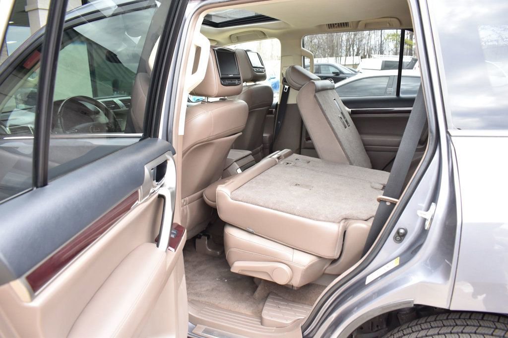 Used 2015 Lexus GX 460 w/ Premium Package image 31