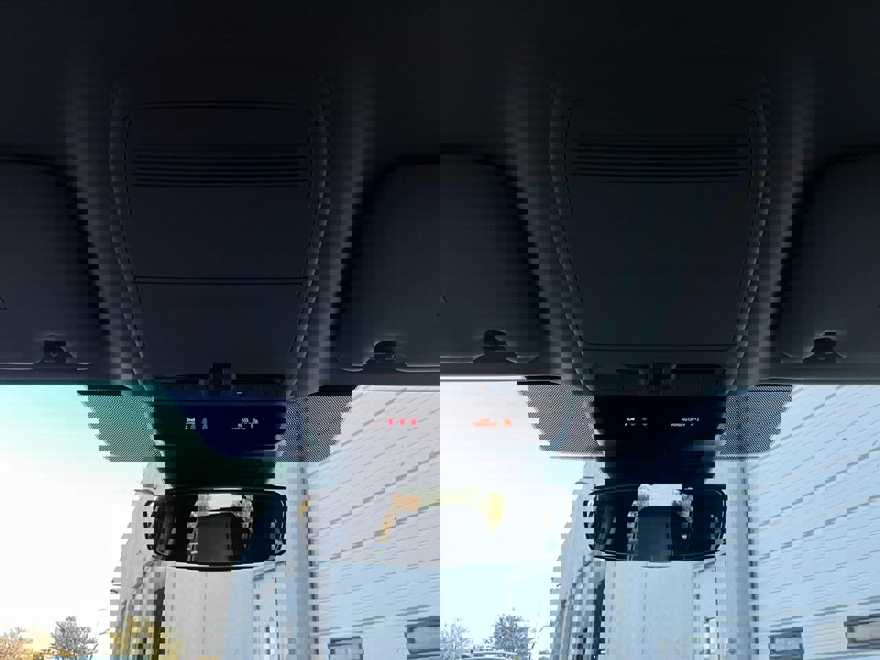 Used 2025 MAZDA CX-70 3.3 Turbo w/ Preferred Package image 16