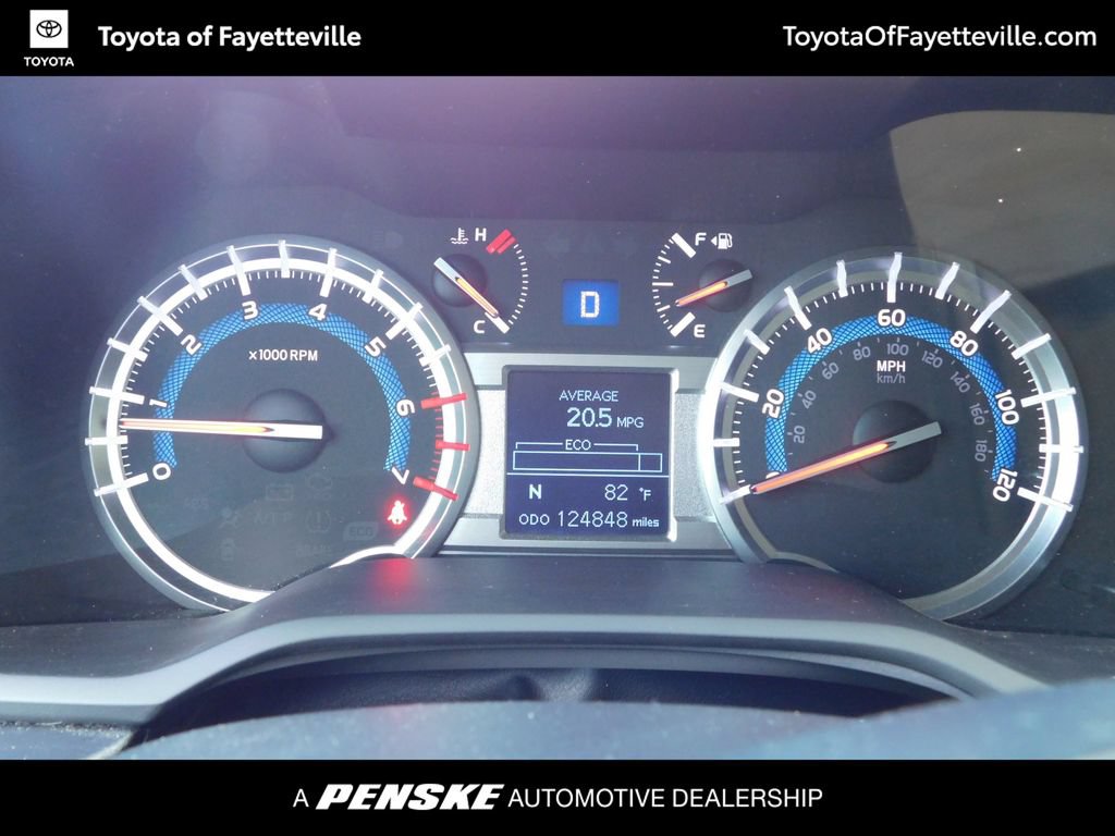 Used 2016 Toyota 4Runner SR5 AWD/4WD image 8