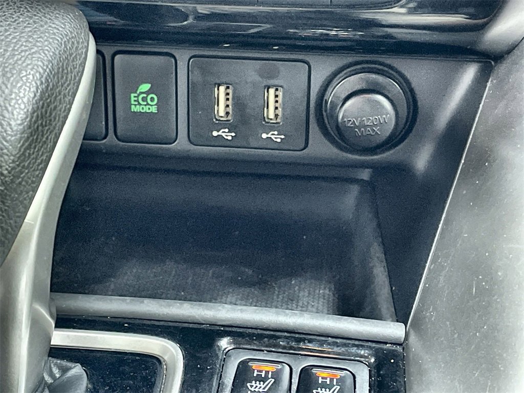 Used 2024 Mitsubishi Eclipse Cross SE image 25