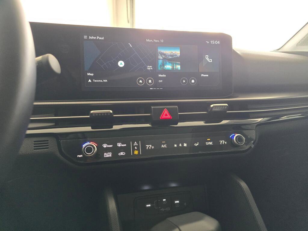 Used 2026 Kia Sportage SX image 38